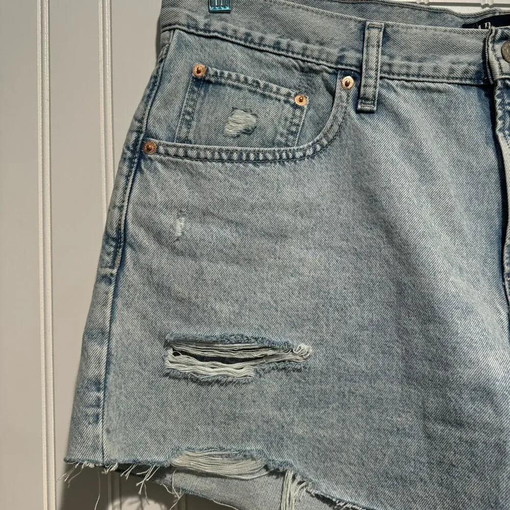 GAP Stride Denim Shorts Lightwash Distressed Size 16